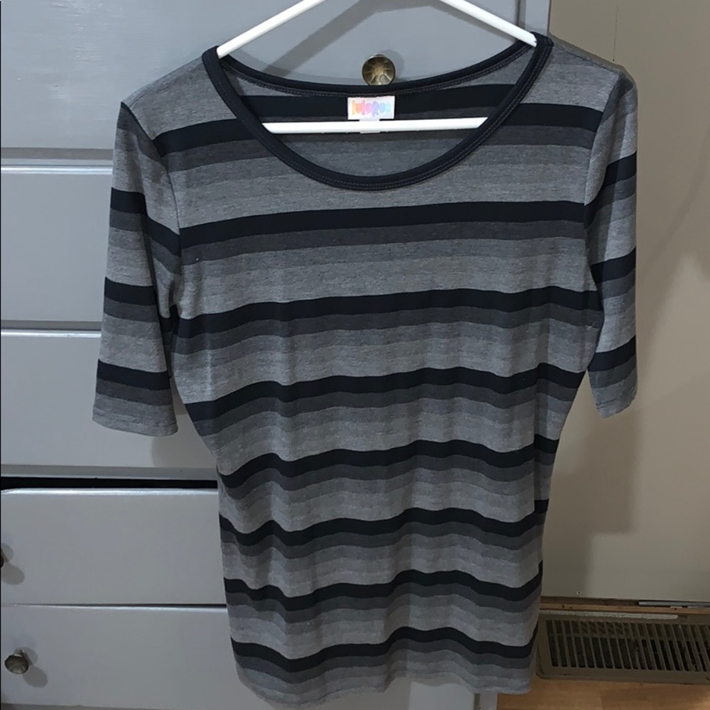 LuLaRoe Tee